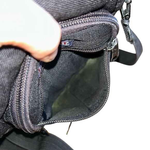 Vintage 90s Y2K Jansport Crossbody Bag Made in USA Black Small - Picture 7 of 11